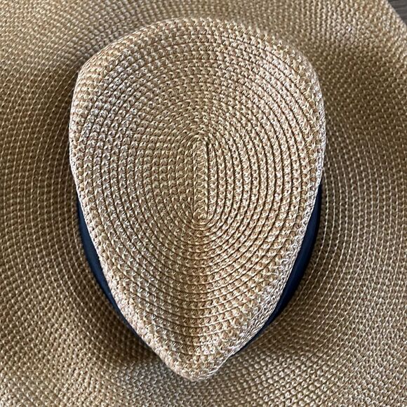 Eric Javits Daphne Fedora Hat Natural Black - Picture 8 of 11